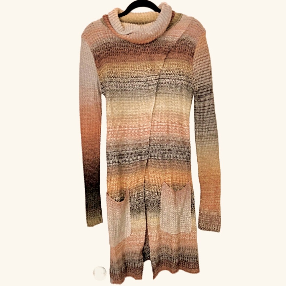 VENUS Striped Gradient Knit Duster Cardigan in Cream, Peach, Brown, Gray